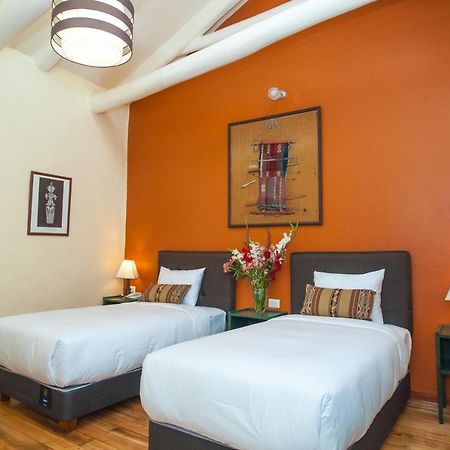 Hotel Auka Saphi クスコ エクステリア 写真