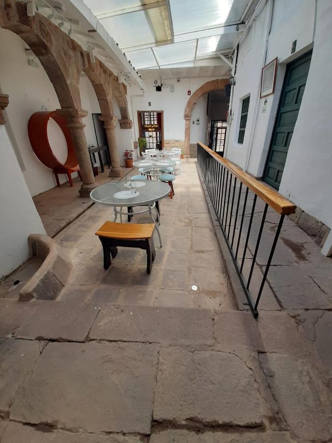Hotel Auka Saphi クスコ エクステリア 写真